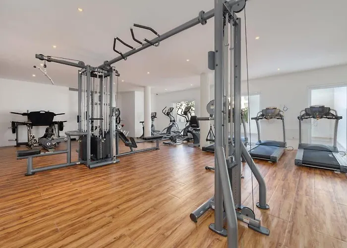 Cormoran 503 3br Prime Downtown Cabos Walk To